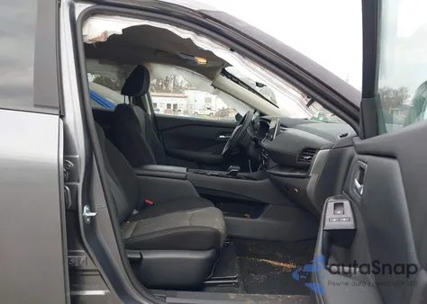 2025 Nissan Rogue Sv Intelligent Awd z USA, uszkodzony, nr VIN 5N1BT3BB6SC833055